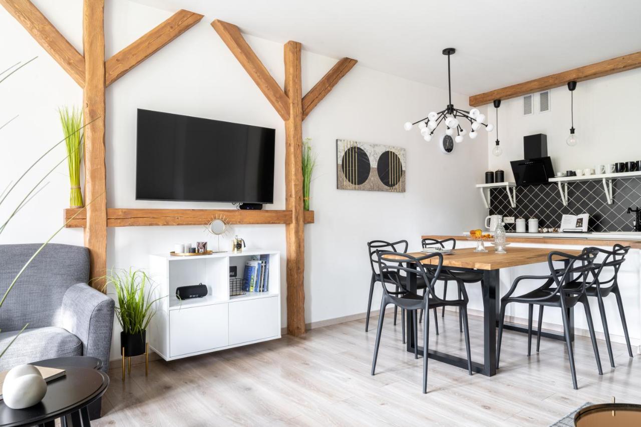 Onyks Apartment